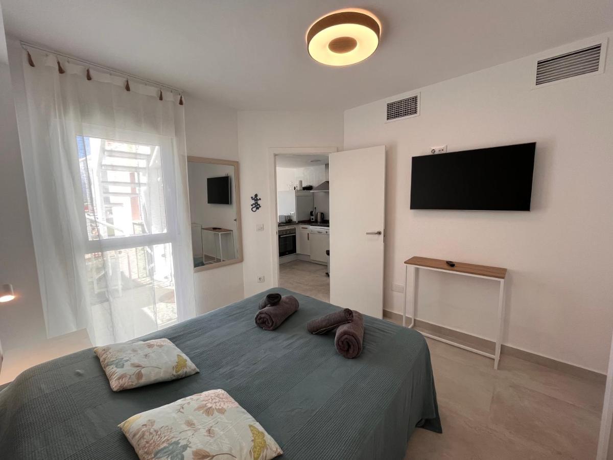 Atico Helena Con Solarium Y Jacuzzi Privado En Laguna Beach Vera Kültér fotó
